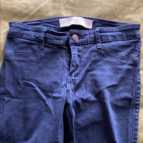 Jeans - Picture 3 of 3